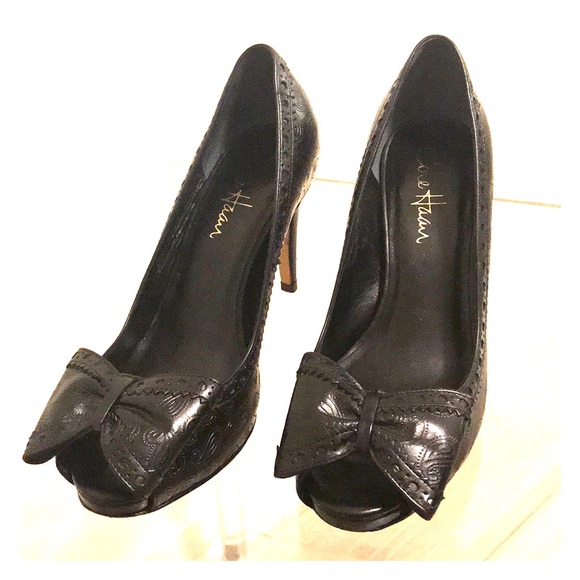 cole haan bow pump